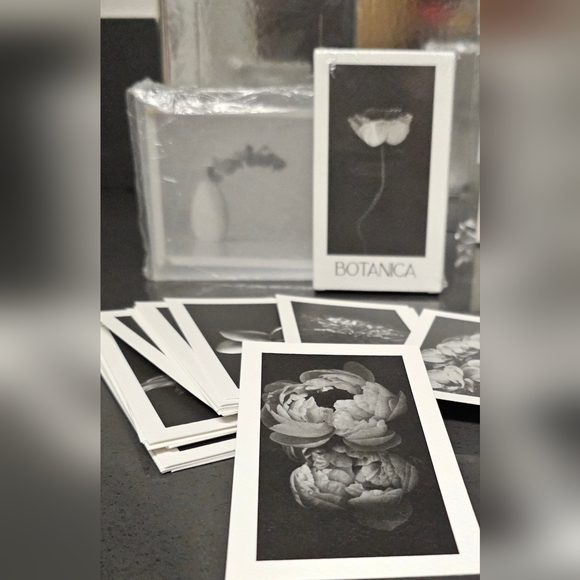 BRAND NEW Cloth and Paper Silver Archive Box, Album, Cards & Frame Bundle-7 - Picture 11 of 16